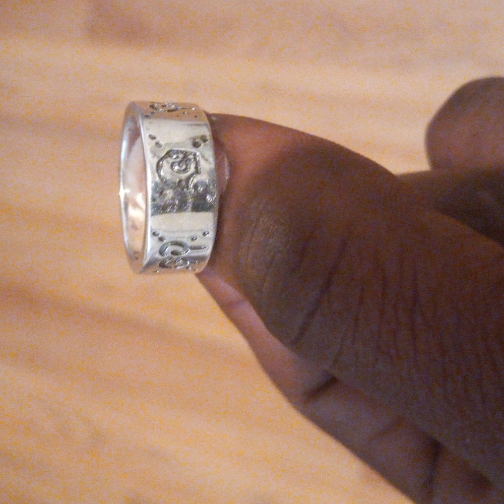Womens or men Silver Gucci ghost ring size 16 - Picture 2 of 4